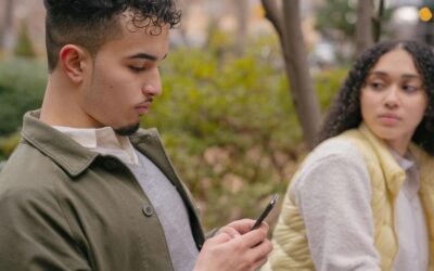 Quand la jalousie s&rsquo;invite dans le couple et fait son nid